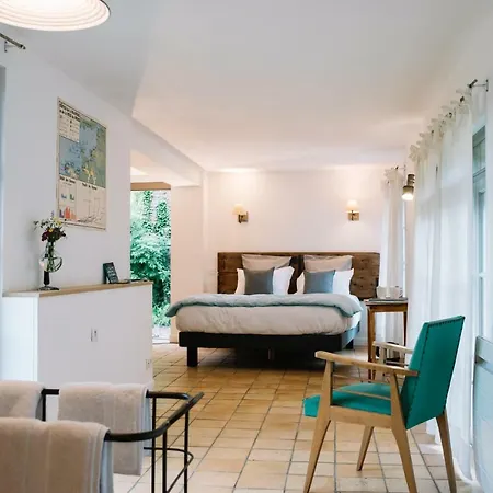 Le Pré Doré Bed and breakfast 3*