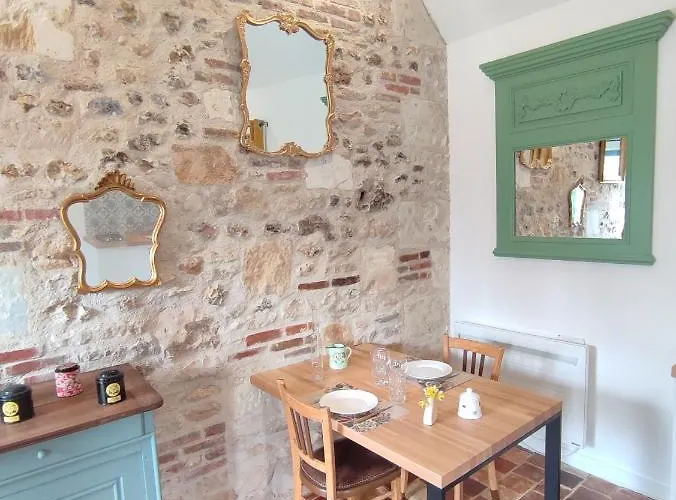 Le Pre Dore Bed & Breakfast 3*